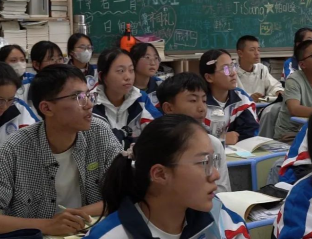 让思政课愈加可亲可感学