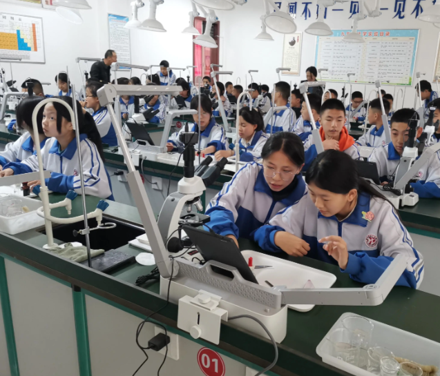 教育者都有鼓励作用这种