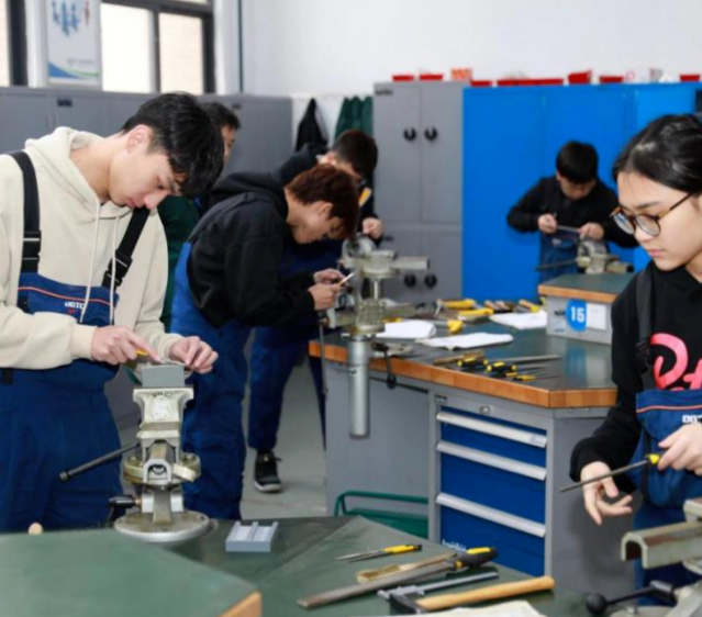 关键技能打破研究成果融