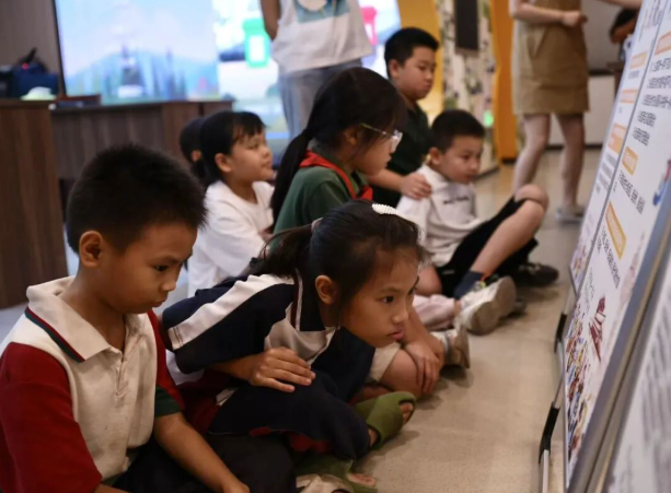 走进村社幼儿园小学展开