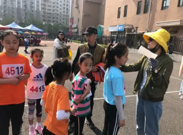 了解学校环境把握应急流