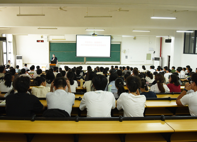 实践短板教师若未经实战