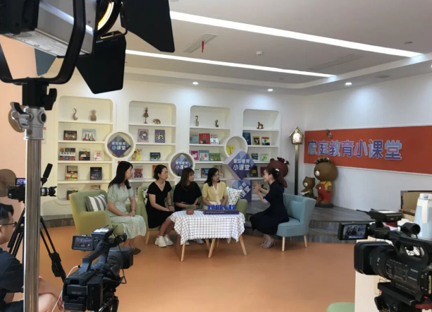 教育辅导中时常通过引导
