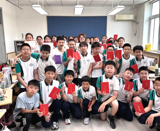 高校留言板上兴起的跨龄