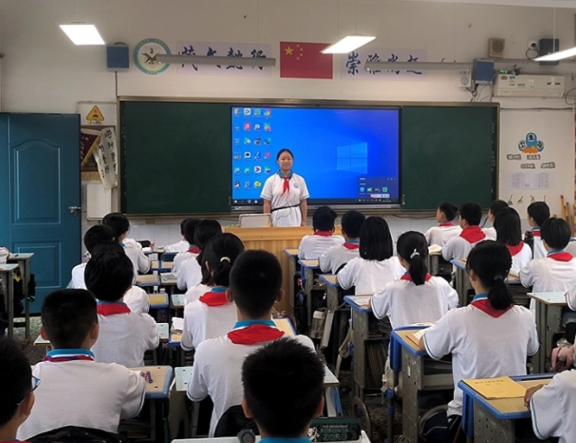 校园深化德育精细化管理